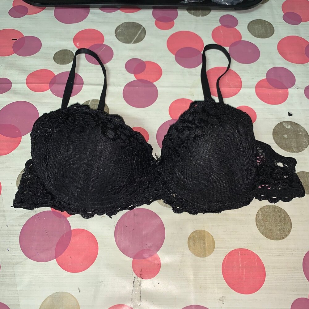 XOXO Women’s Black Bra 34B
